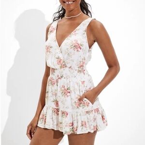 NWT American Eagle Floral Romper
